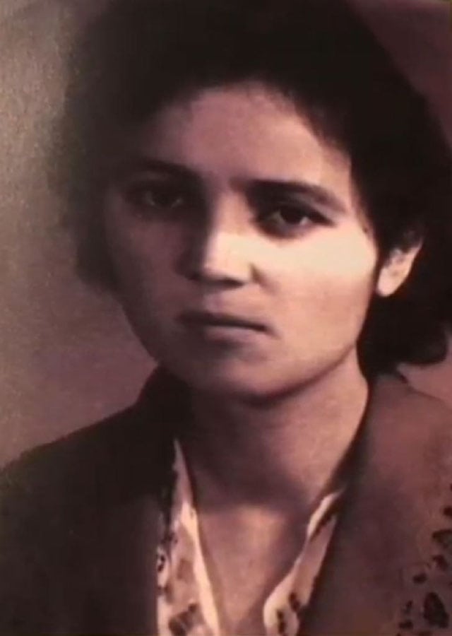 Söyüngül Chanisheff during her youth, a photo taken in 1963
