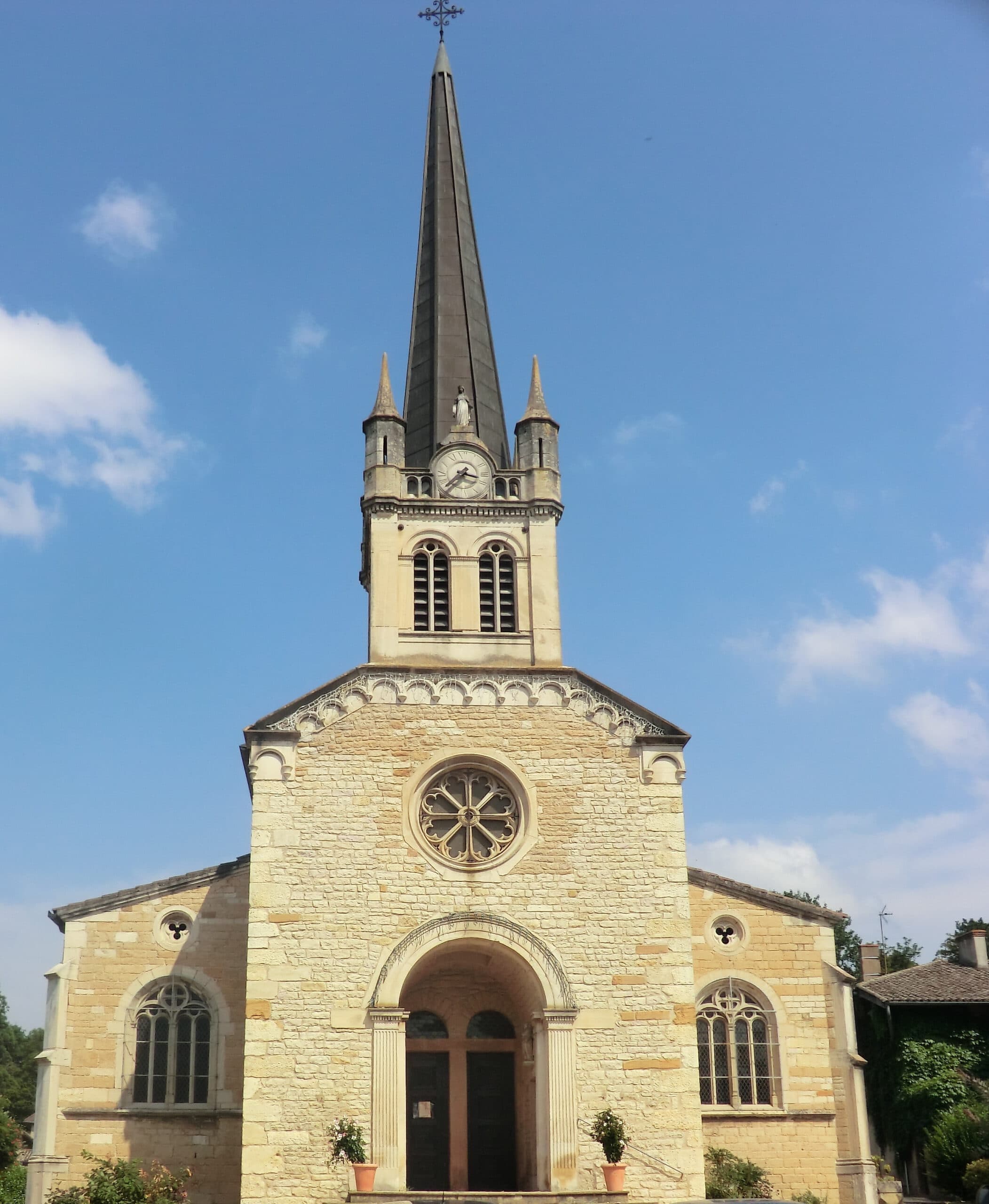 The parish church in Fareins.
