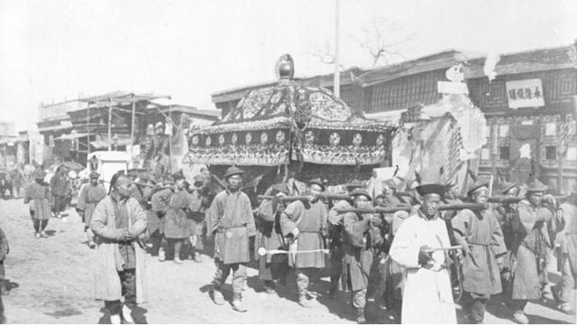 A traditional funeral in Imperial China.