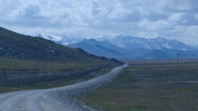The border between Kyrgyzstan and China at Torugart Pass. 