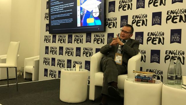 Aziz Isa Elkun speaking about his recent anthology, “Uyghur Poems,” in the Everyman’s Library Pocket Poets series, spanning centuries of Uyghur poems, at his seminar entitled “Uyghur Poetry and Cultural Erosion” at the London Book Fair.