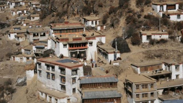 A view of Dingri county with the Shelkar Monastery. Social media.