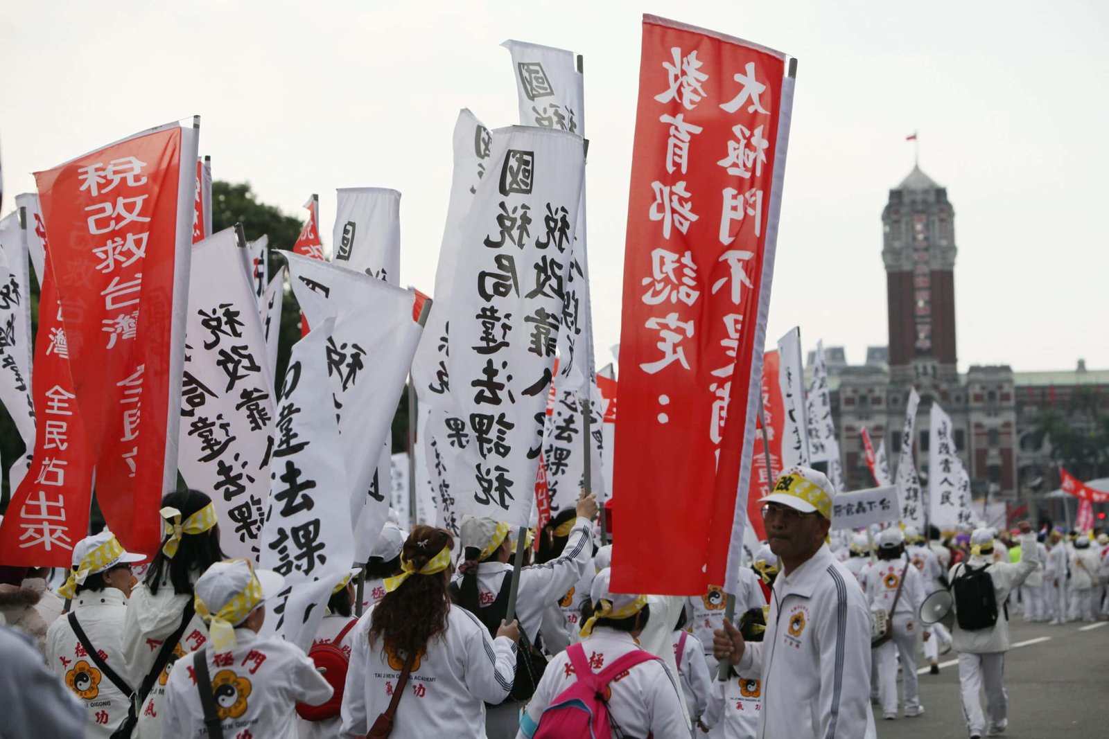 Tai Ji Men protests in Taiwan 2