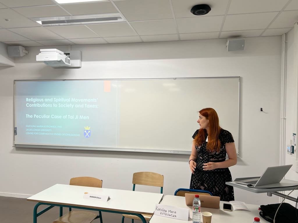 Karolina Maria Kotkowska speaks.