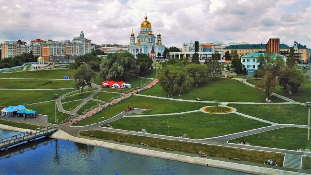 A view of Saransk, the capital of the Russian Republic of Mordovia. Credits.