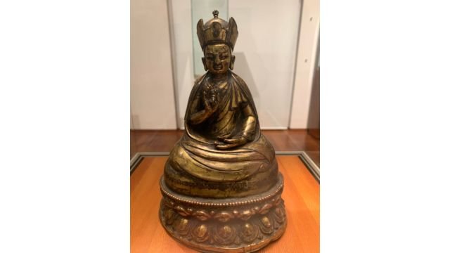 Tibetan statue of Padmasambhava at Musée Guimet. Photo by Massimo Introvigne.