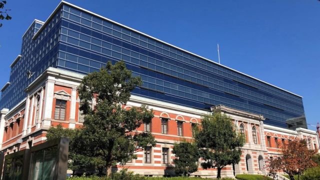 Kobe District Court. Credits.