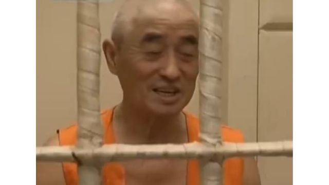 Zhang Lidong awaiting execution. Screenshot.