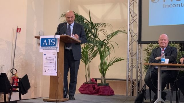 PierLuigi Zoccatelli (1965–2024) introducing a roundtable on CAG at the Rome event “MondoReligioni,” April 6, 2019. Massimo Introvigne (right) was among the speakers.