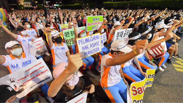 Tai Ji Men protests in Taiwan.