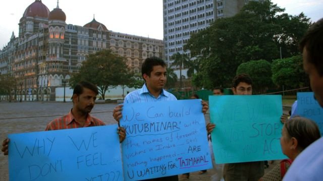Protests in Mumbai after the 2008 attacks. Credits.