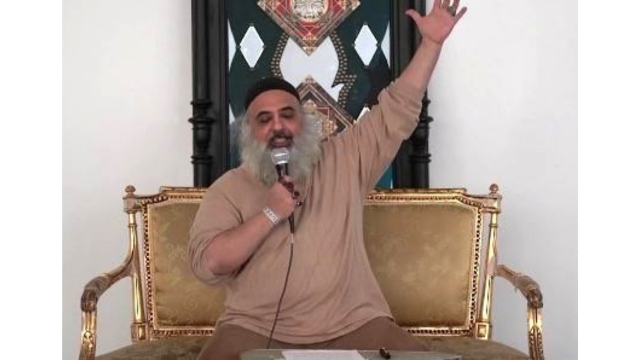 “Grand Shaykh” Walid Azal. Screenshot.