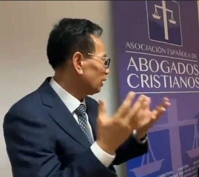 Anti-cultist and deprogrammer Jin Yong-Sik.

