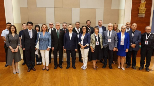 The Turkish media delegation's visit to East Turkistan. All the photos relate to the visit.