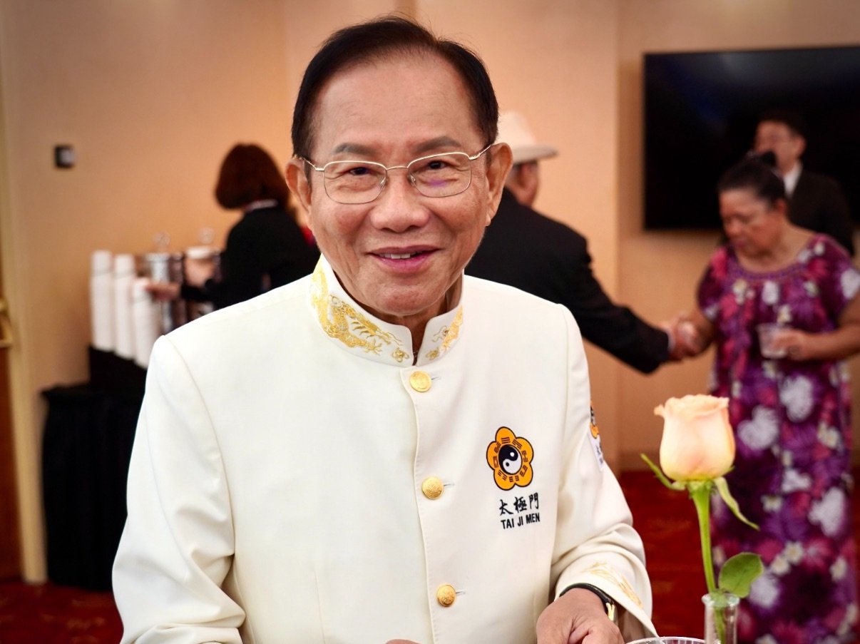 Dr. Hong Tao-Tze, Tai Ji Men’s Shifu (Grand Master).