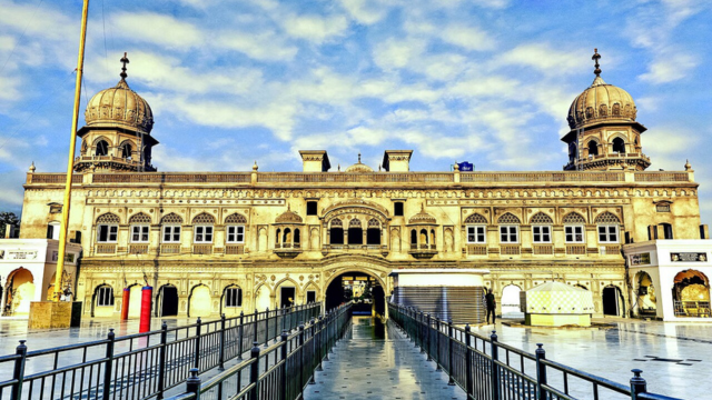 Gurdwara Nankana Sahib in Nankana Sahib, Punjab, Pakistan. Credits.
