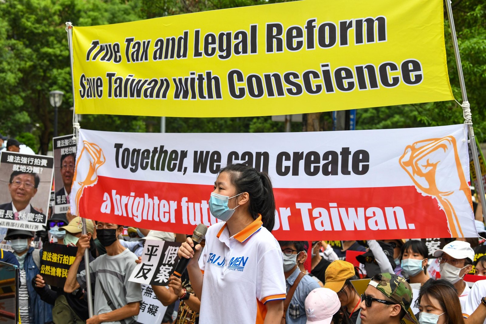 Tai Ji Men protests in Taiwan