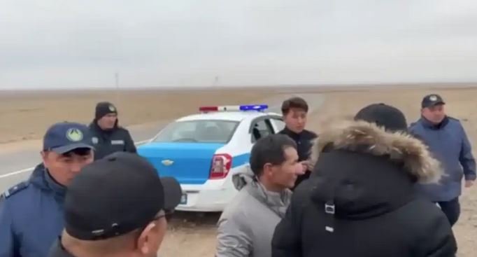 Police arrive at the protest scene. Screenshot.