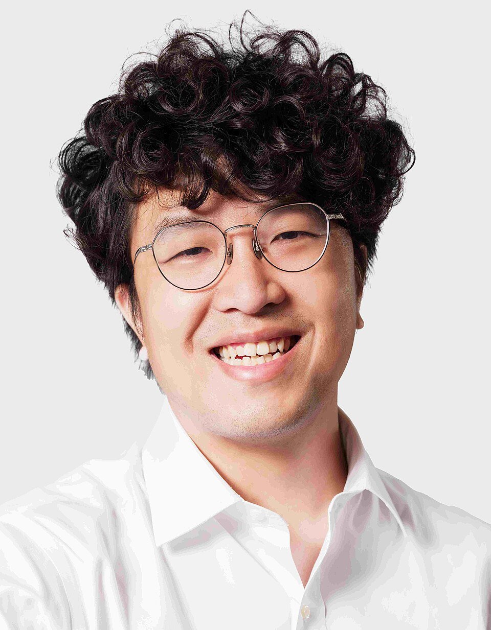 Legislator Puma Shen. Credits.