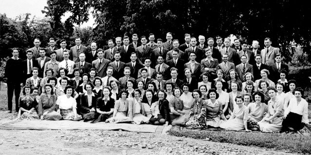 The first class of the Gilead School, 1943. Credits.