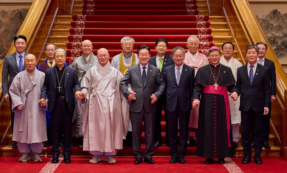President Lee meets with religious leaders, January 12, 2026. Source: Presidency of the Republic of Korea.