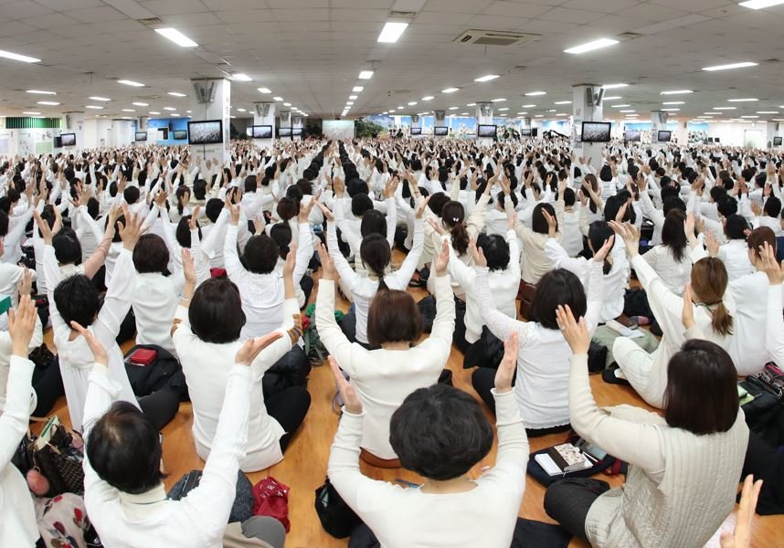 Shincheonji members in Korea.