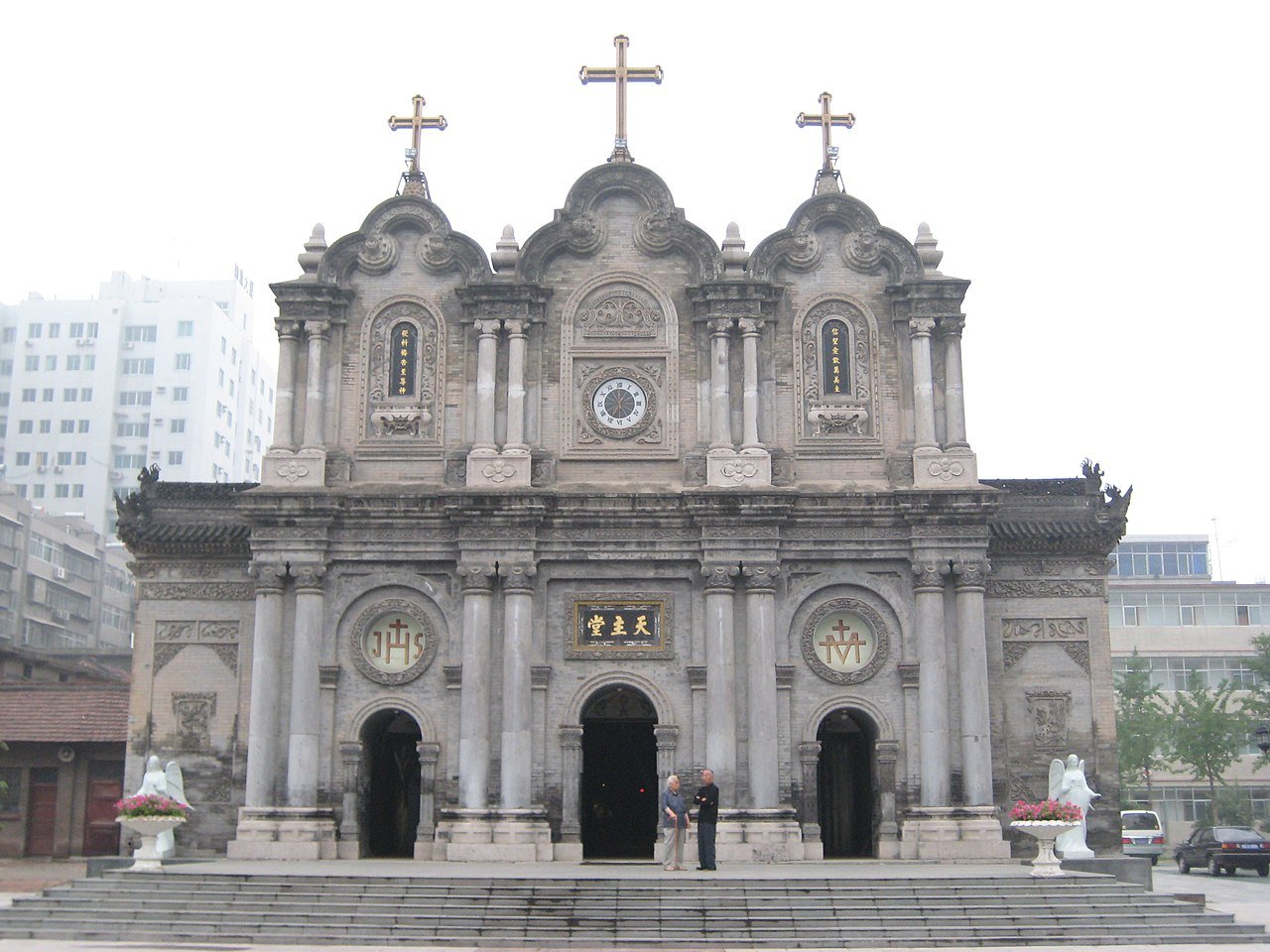 Forbidden to children: St Francis Cathedral in Shaanxi&rsquo;s capital, Xi&rsquo;an. Credits.