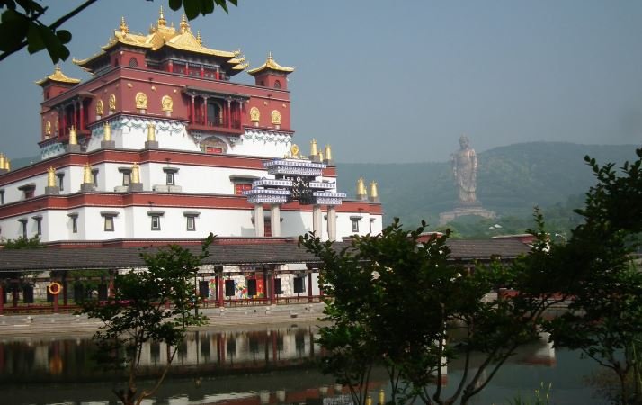 A view of Lushan County, Henan. From Weibo.