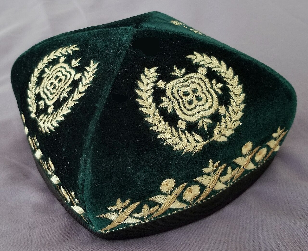 A Doppa used for dances and ceremonies. Credits.