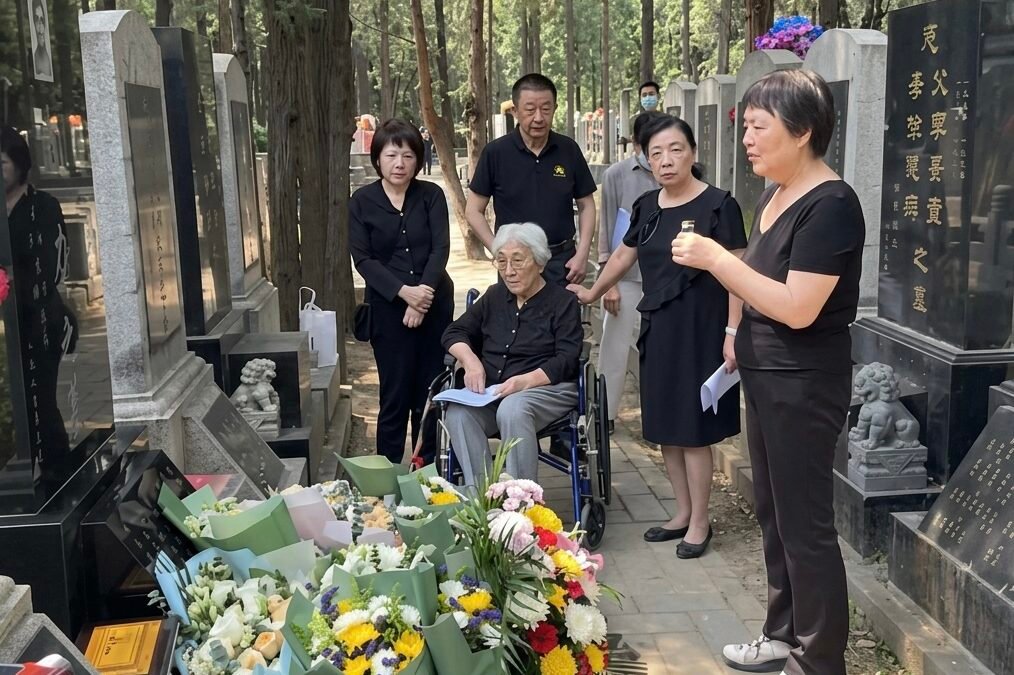 Tiananmen Mothers Robbed Even of Their Grief