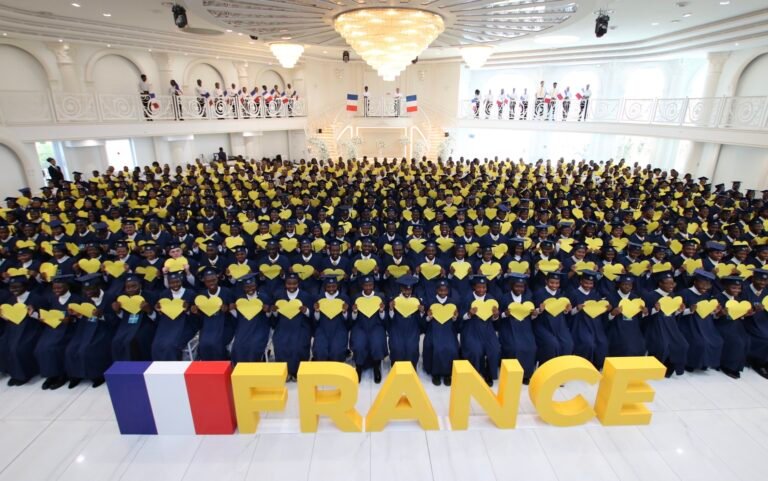 Beyond the Noise: Observing Shincheonji in France. 1. A Korean Church in a Secular Country