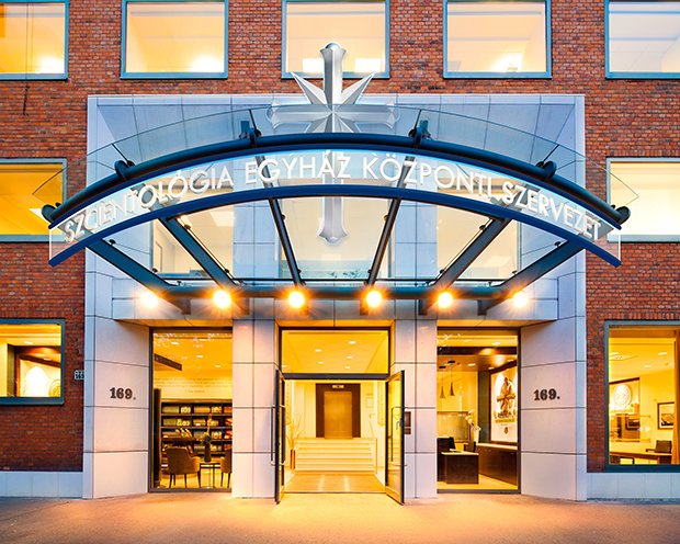 Entrance to the Budapest Church of Scientology. Source: Church of Scientology Budapest.