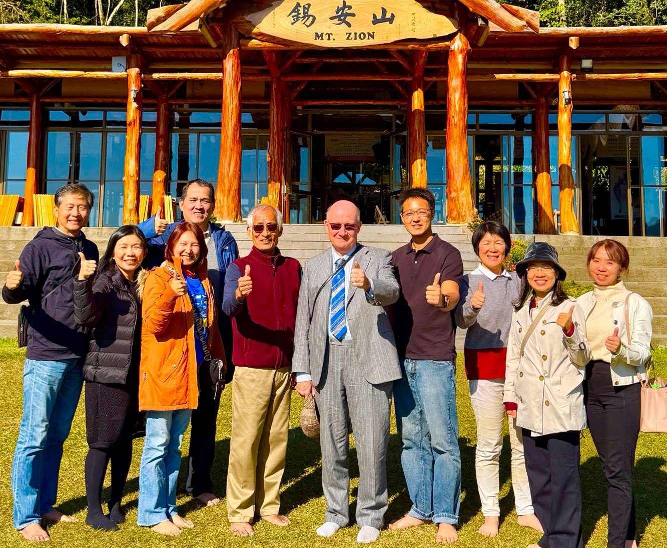 Massimo Introvigne, Tai Ji Men dizi (disciples) and New Testament Church members on Mount Zion in January 2026.
