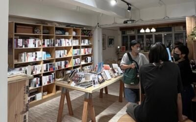 Hong Kong: Booksellers Raided, Arrested for Selling Emily Feng’s “Red Flowers” Book