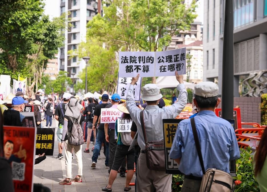 Tax and Legal Reform League protest in Taiwan.