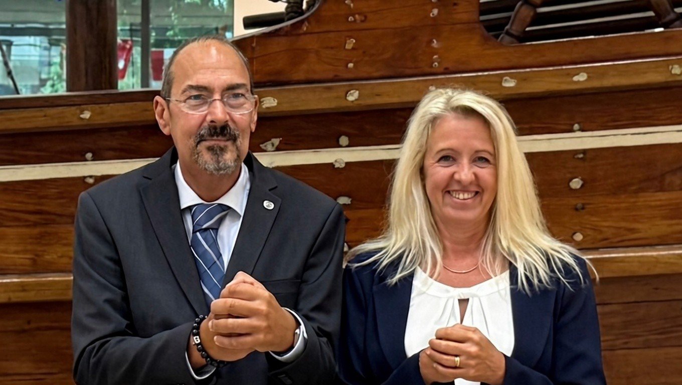 Thierry Valle and Christine Mirre of CAP-LC.
