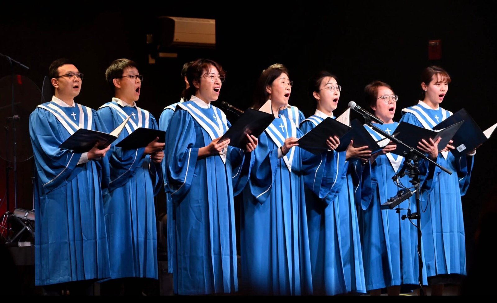 Trinity Chinese Church&rsquo;s choir.