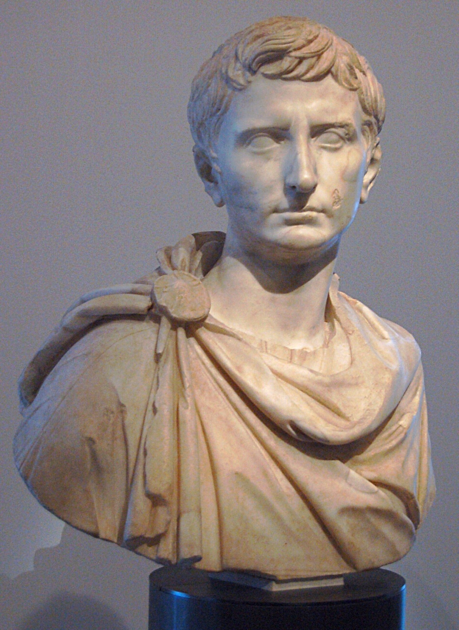 Emperor Augustus. Credits.