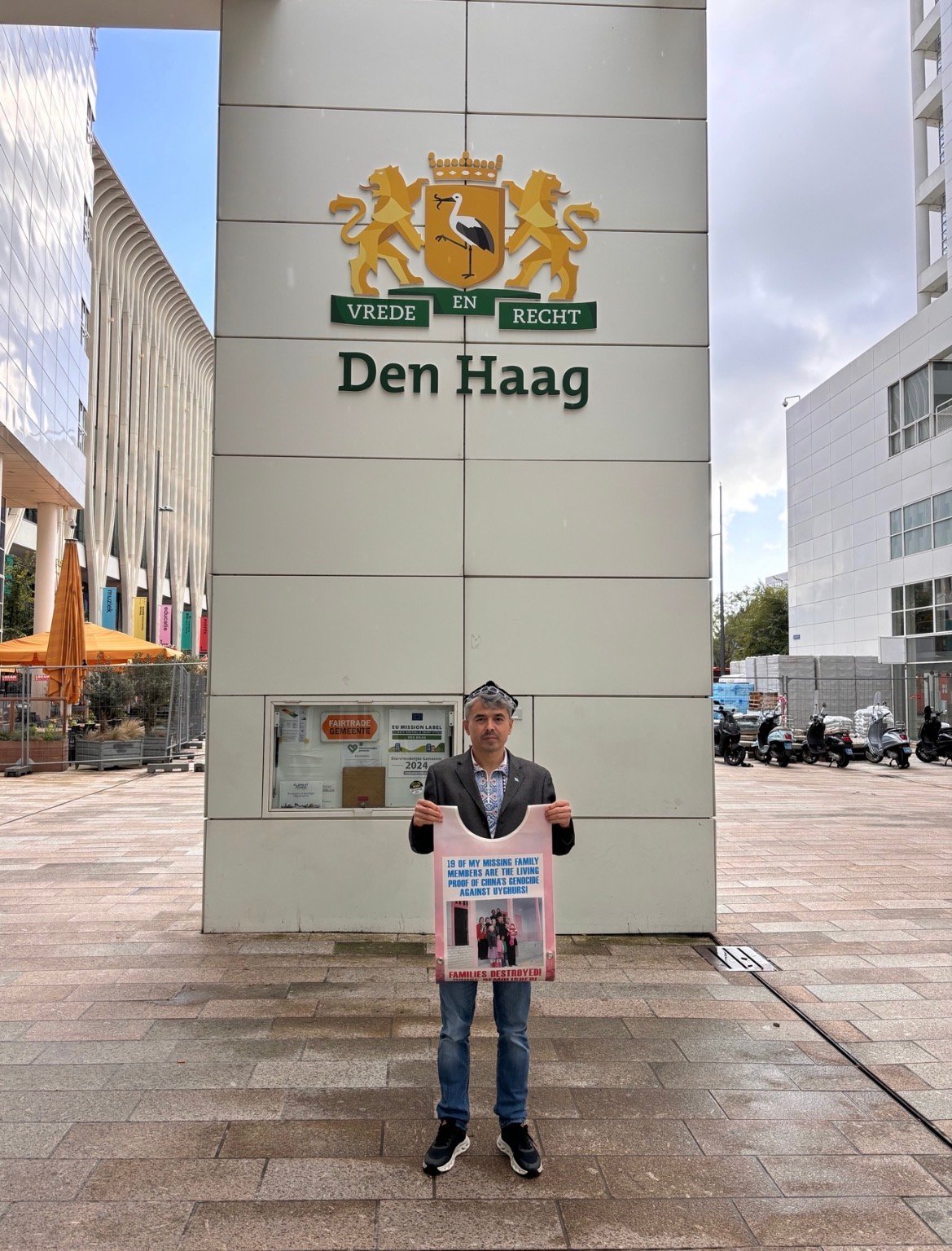 The author at The Hague&rsquo;s City Hall.