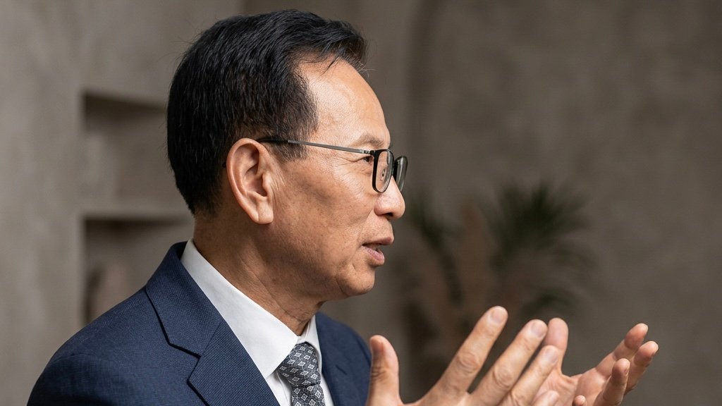  Pastor Jin Yong-sik.