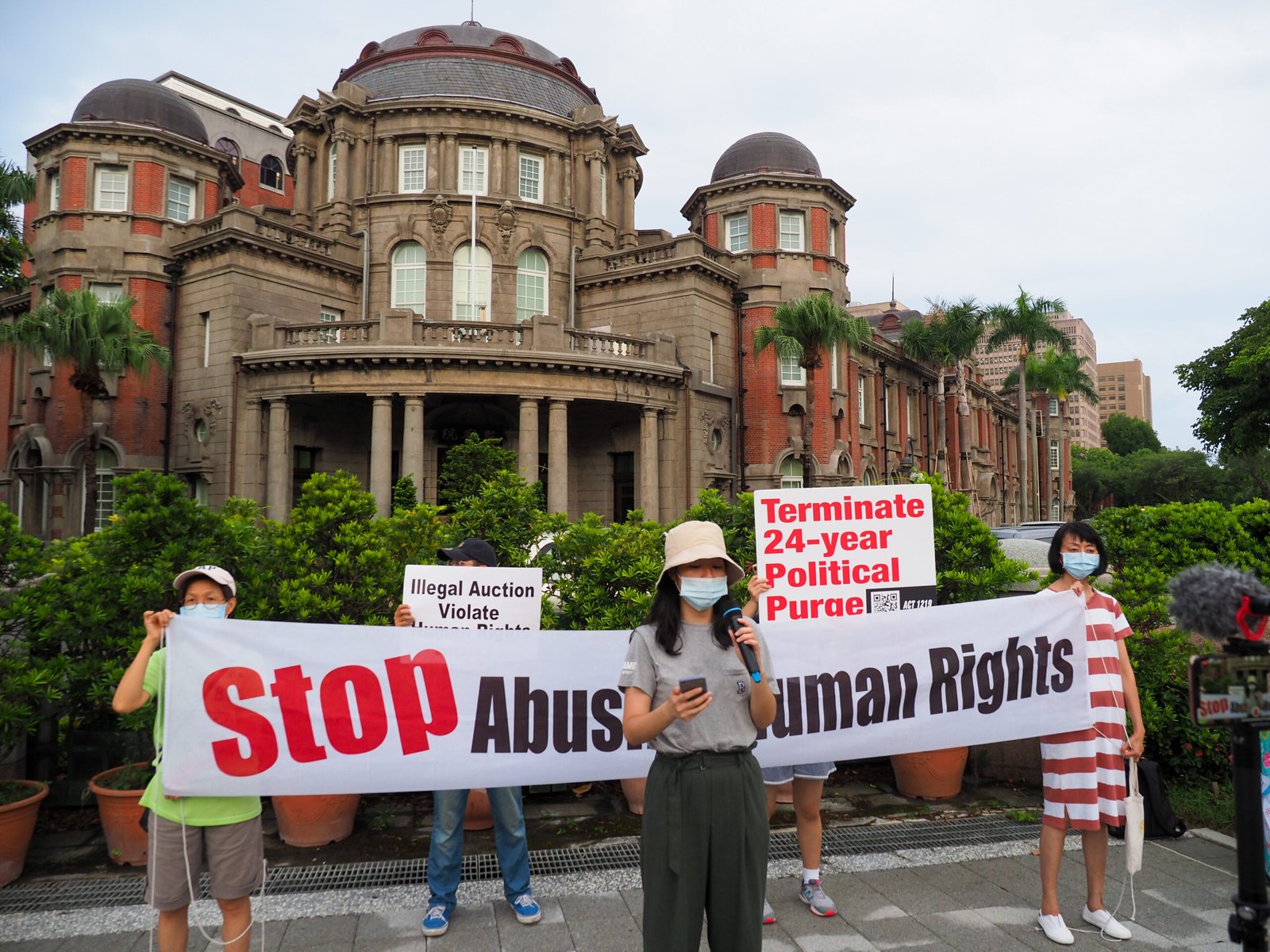 Tax and Legal Reform League protests in Taiwan.